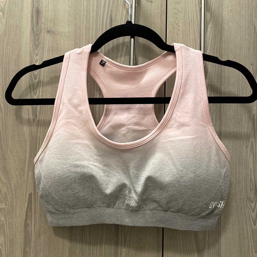 Gymshark Ombré Seamless Sports Bra - Light Grey / Chalk Pink - Size Medium